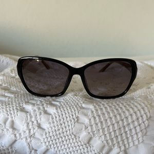 Fendi Sunglasses FS5275
